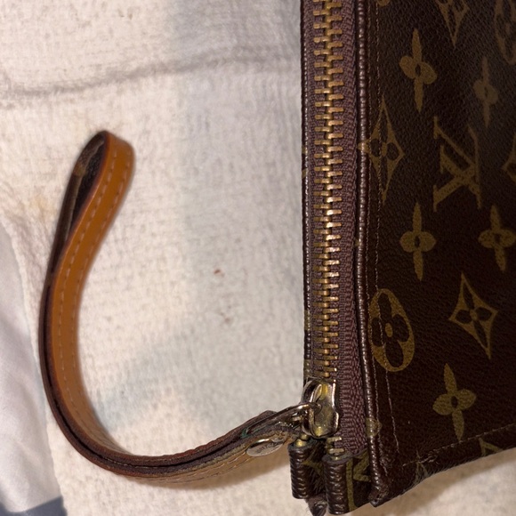 Authentic Louis Vuitton brown poche toilette vintage Monogram Clutch Wristlet - Picture 6 of 14